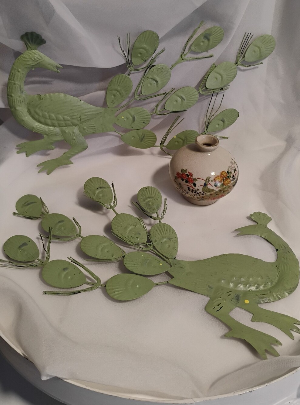 Peacock Vintage 3 Pc. Set/Made In Hong Kong/X2 Metal Tin Wall/X1 Ceramic Vase